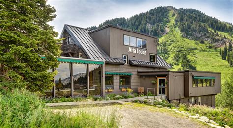 Alta Lodge Exterior