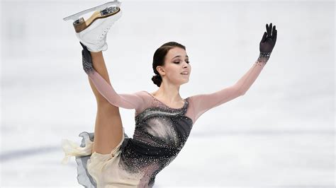 Anna Shcherbakova at the 2021 World Figure Skating Championships