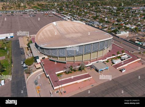Arizona Veterans Memorial Coliseum