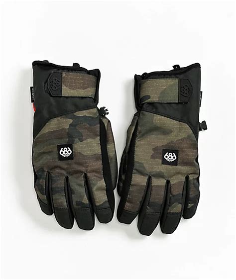 Camo Snowboard Gloves