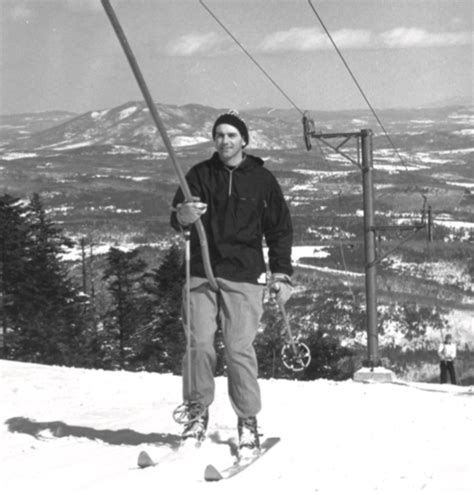 Classic Red Poma Lift