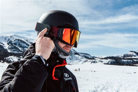 Heated Snow Goggles Benefits