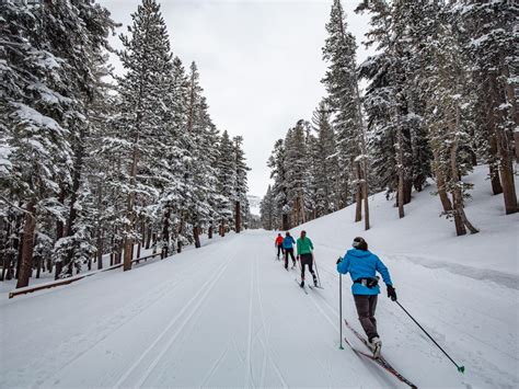 Mammoth Lakes Skiing