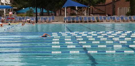 Parkwood Pool and Ice Rink