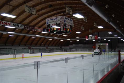 Roseau Memorial Arena Interior