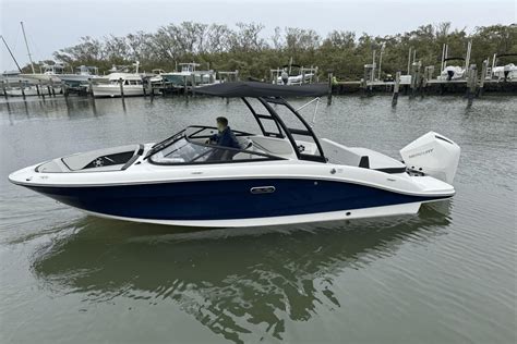 Sea Ray SPX Series