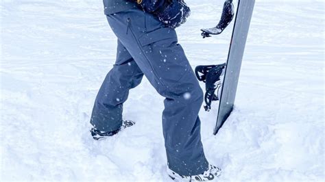 Snow Pants Features