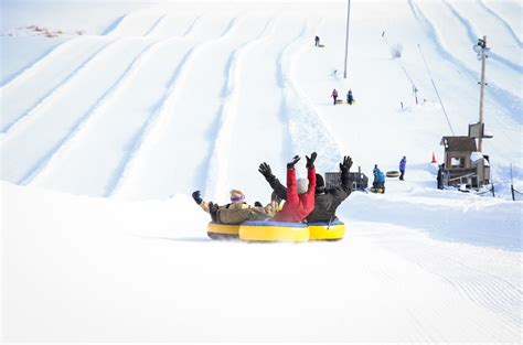 Snow Tubing in Mont-Tremblant