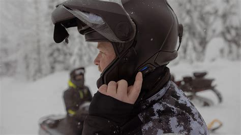 Snowmobile Helmet Bluetooth Communication