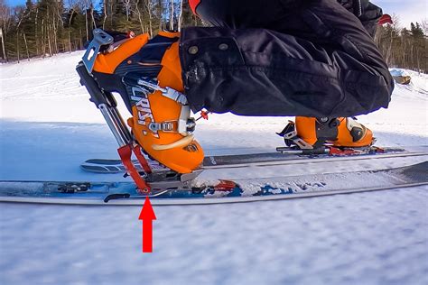 Telemark skiing bindings