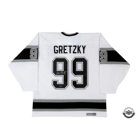 Wayne Gretzky in Los Angeles Kings jersey